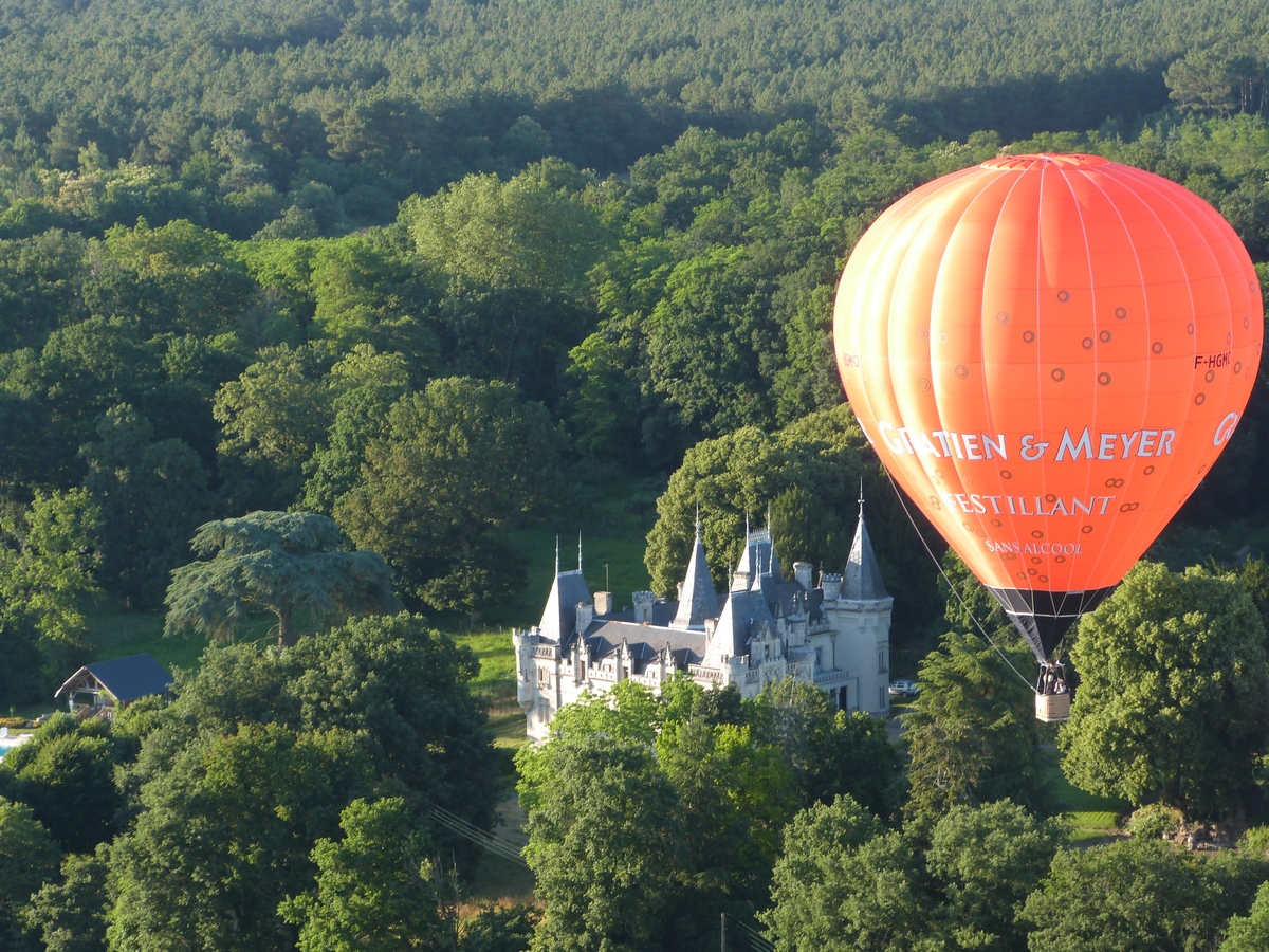 Ballon Château de Salvert Parc Foret