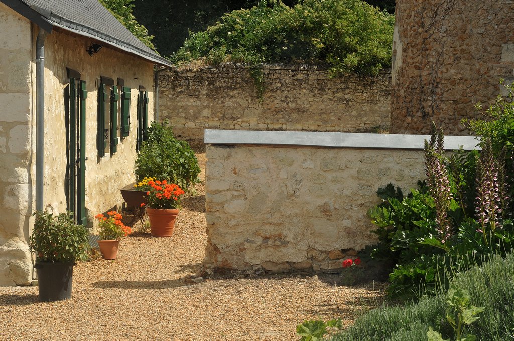 Façade extérieure gite cottage le pressoir saumur